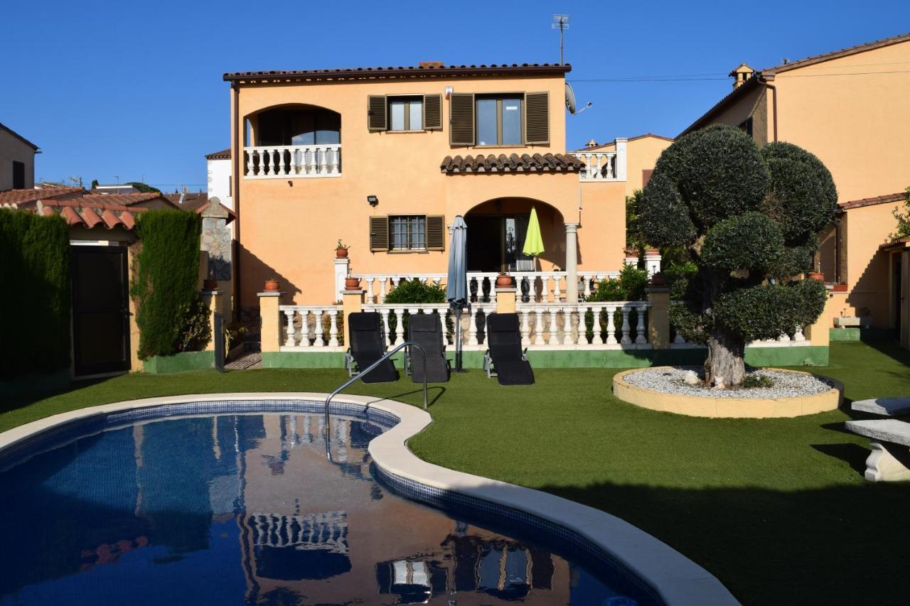 Casa L'Escala 31 Villa Exteriör bild
